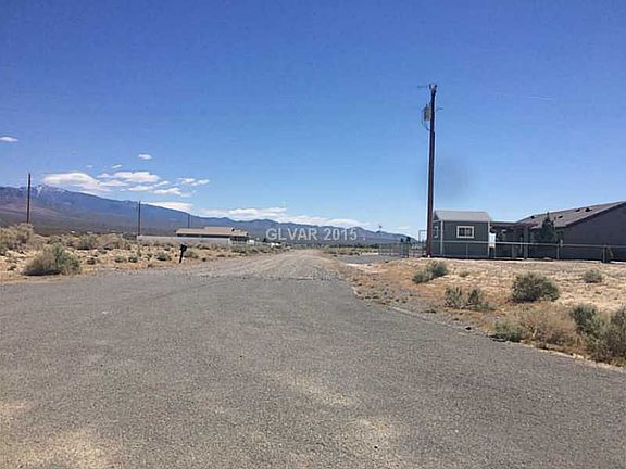 2nd image of 6681 N Nanberry Ln