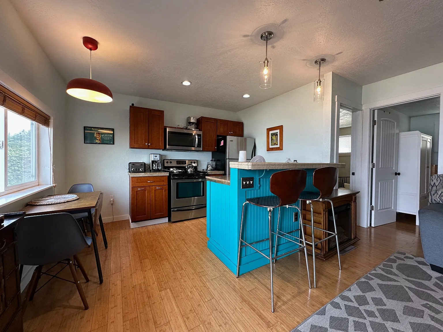 801 Northwest Coast Street - 5 — Photo 1