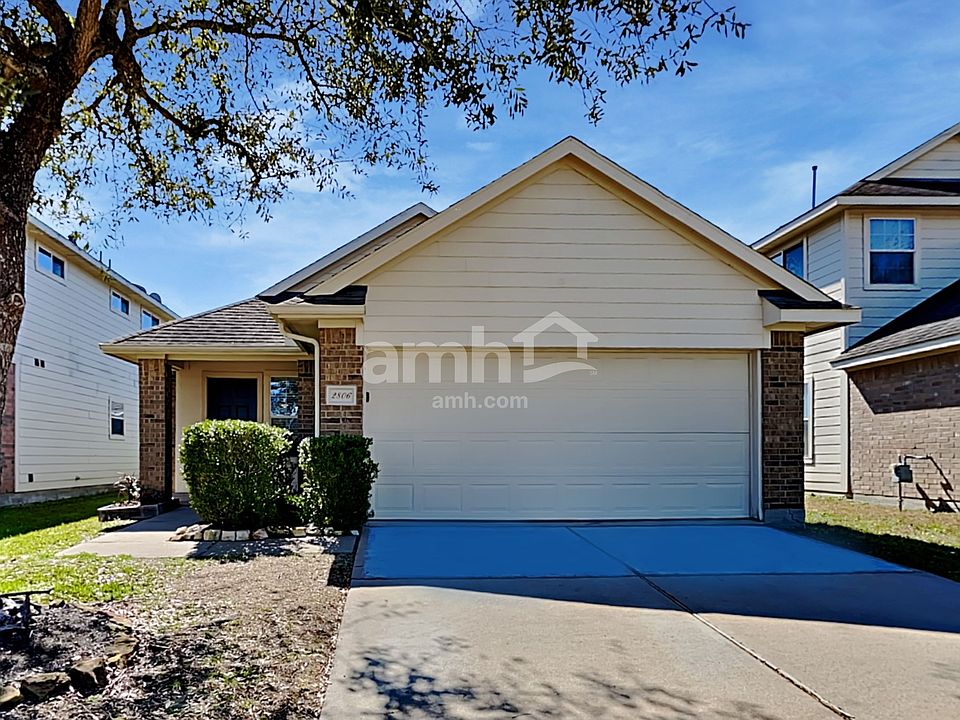 1st image of 2806 Davenridge Ln