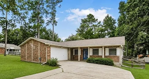 1215 Tejas Blvd Photo 1