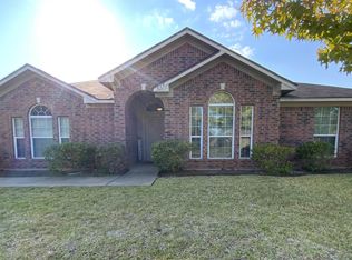 444 Maggie Cir, Flint, TX 75762