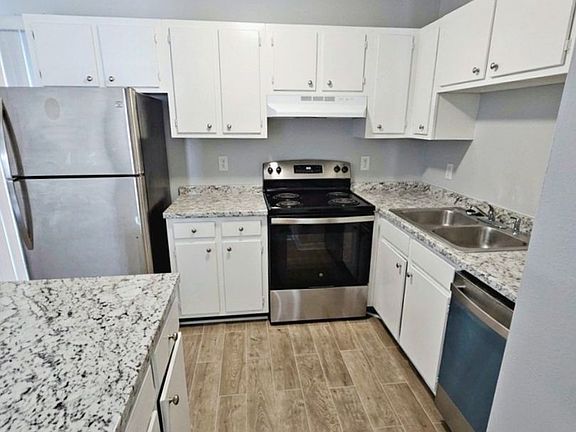 2nd image of 370 Wallace Rd APT G15