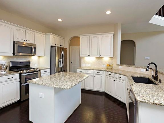 5th image of 5655 Little Creek Ct