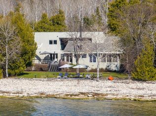 6071 Lady Slipper Rd, Sturgeon Bay, WI 54235