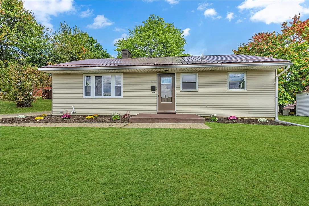 1216 Maine Ave photo 1