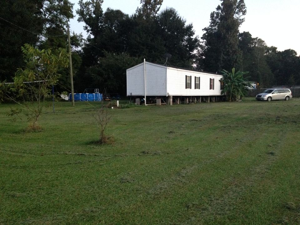 2nd image of 1937 E Flonacher Rd