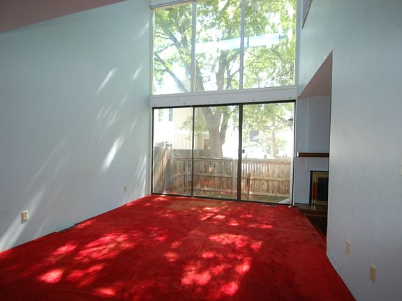 2nd image of 1050 S Monaco Street Pkwy Suite 25