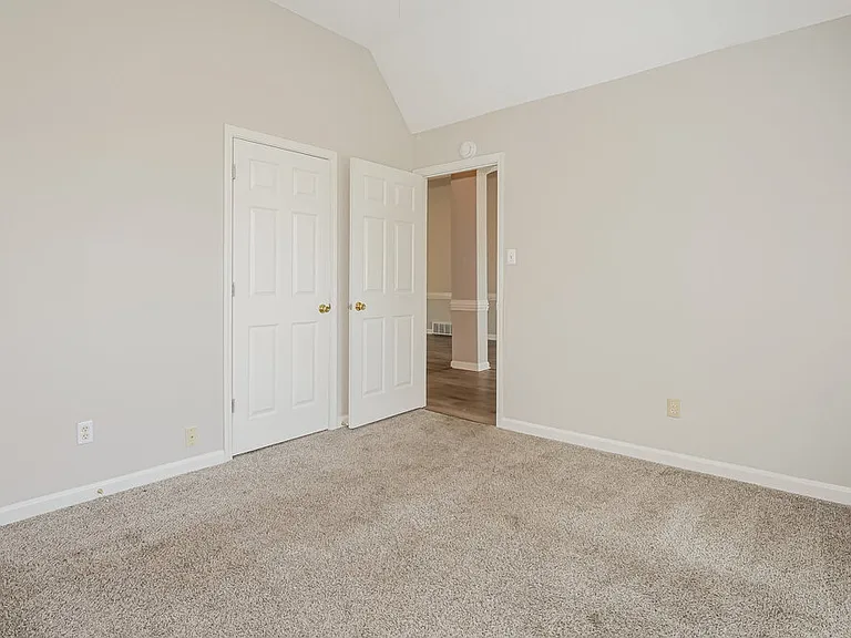 661 Shelley Renee Ln — Photo 11