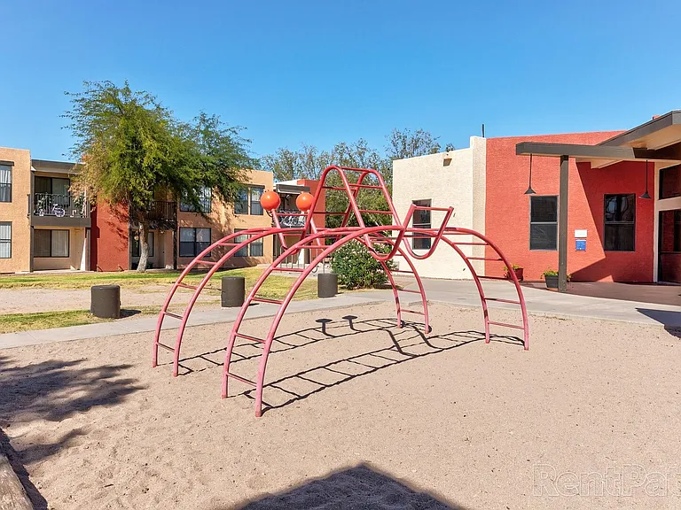 Bella Vista — Photo 11