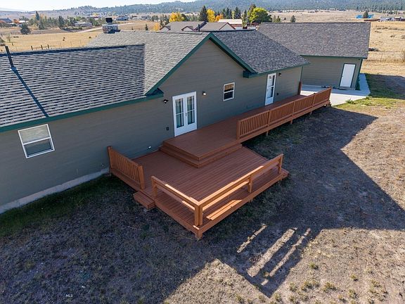 3rd image of 105 Clearview Ct