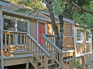 587 Pyramid Dr, Crestline, CA 92325