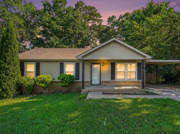 217 Bob White Dr, Clarksville, TN 37042