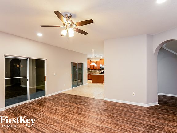 3rd image of 8034 Cherry Branch Dr
