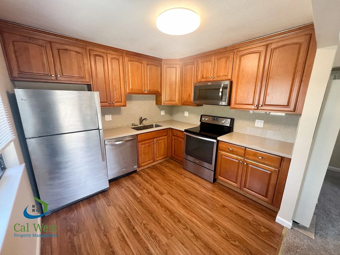 $2795 - Pristine 2 Bed/1 Bath Upstairs Apartment Downtown San Jose near SJSU! — Photo 1