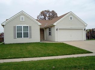 406 E Grant St, Elkhorn, WI 53121