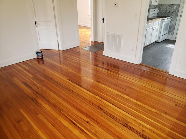 240 Academy St #3, Halifax, VA 24558
