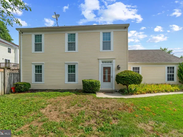 2438 Hyannis Ln, Crofton, MD 21114