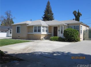 18342 Calvert St, Reseda, CA 91335