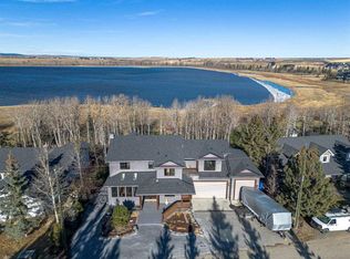 80 S Cochrane Lake Trl, Rocky View County, AB T4C 2A9