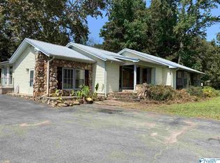 2980 Warrenton Rd, Guntersville, AL 35976