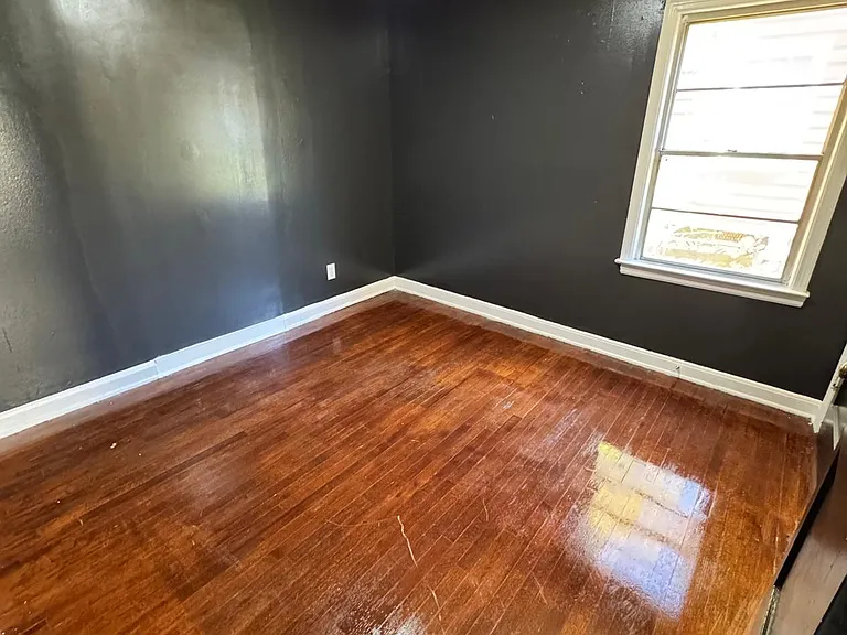 3154 Hopkins Ave — Photo 18