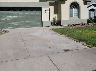 4215 McKenna Dr, Turlock, CA 95382