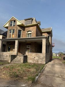 1564 Cadillac Blvd, Detroit, MI, 48214