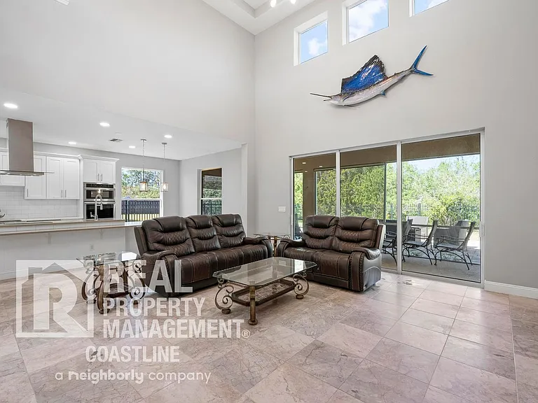 2585 Hobblebrush Dr — Photo 11