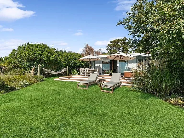 38 Oceanview Dr — Photo 5