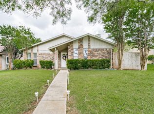 2922 Collins Blvd, Garland, TX 75044