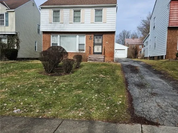 17307 Eldamere Ave, Cleveland, OH 44128