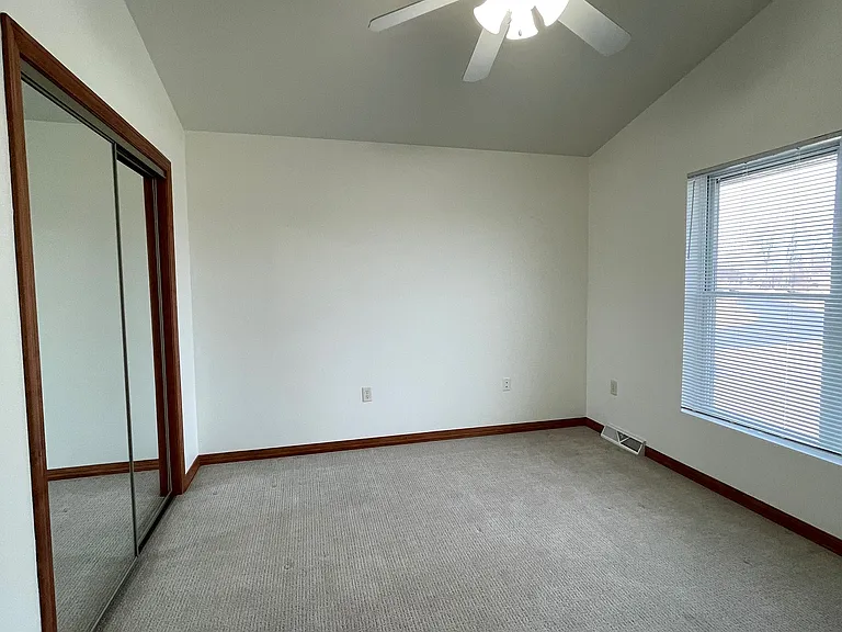 2032 River Point Ct — Photo 13