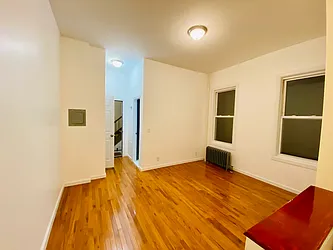 Rented by Zikos Realty Services