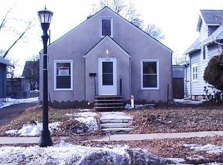 1st image of 1009 Farrington St