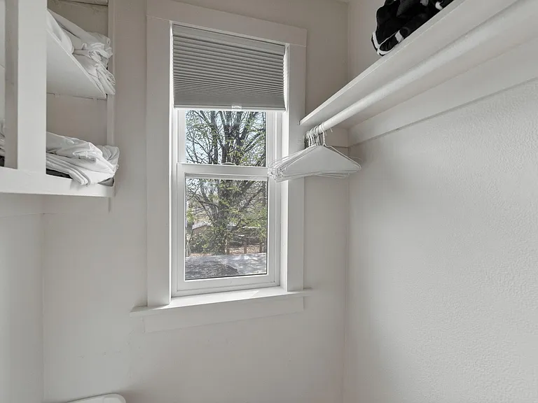 3547 Main St NE — Photo 11