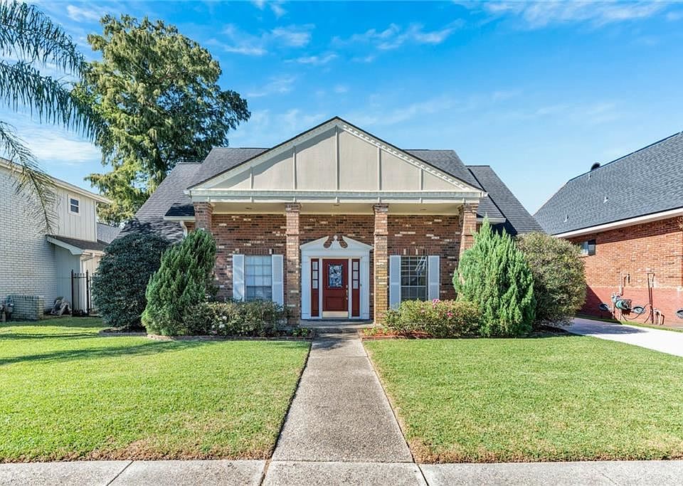 1st image of 69 Grand Canyon Dr