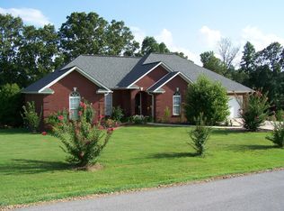 206 Golden Hills Rd, Mooreville, MS 38857
