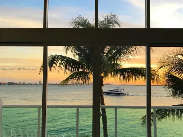 2000 Bay Dr APT 208, Miami Beach, FL 33141