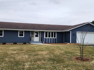 2917 Everett Ln, Byron, IL 61010