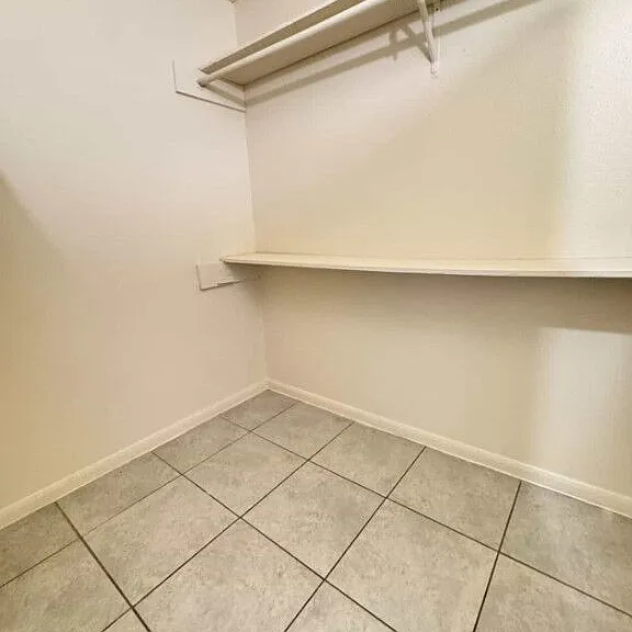 Inglewood Village Apartments — Photo 45