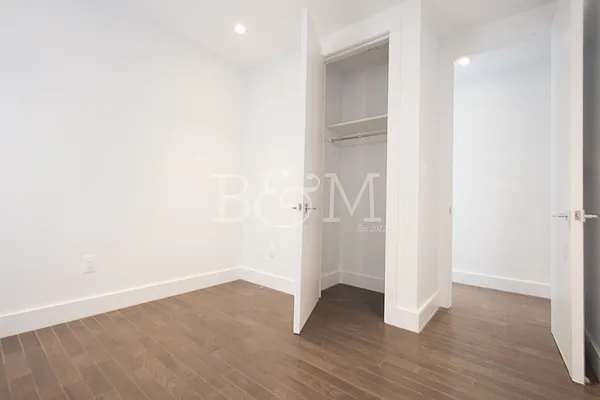 Rented by Brick&Mortar | media 17