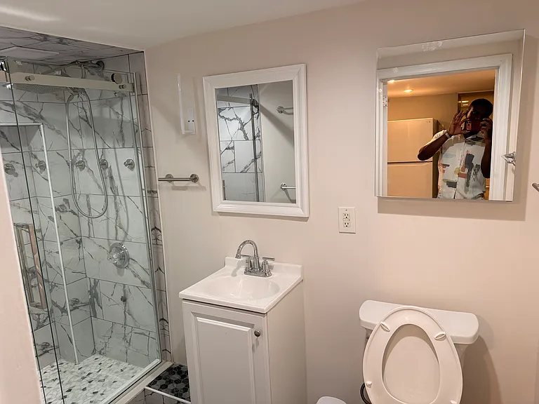 183 Roberts Ave #B — Photo 3