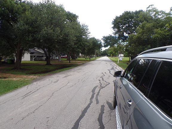 5th image of 1008 Brooks Ave