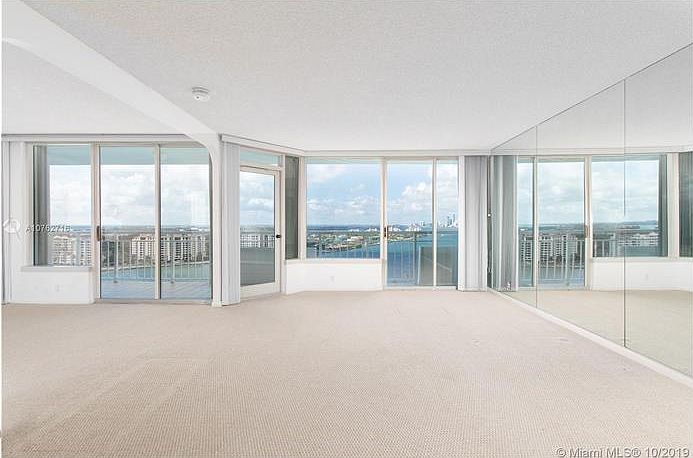 1st image of 400 S Pointe Dr APT 2107