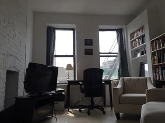 Rented by City Heights Realty | media 37