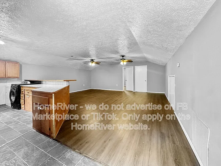 119 Elder St #D — Photo 3