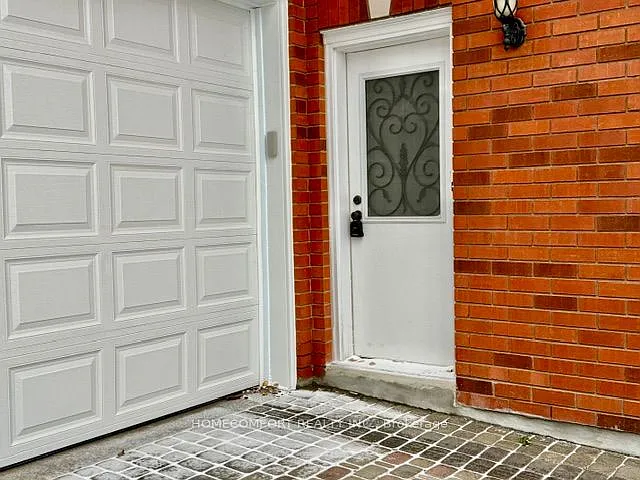 122 A Clarendon Dr #BASEMENT — Photo 2