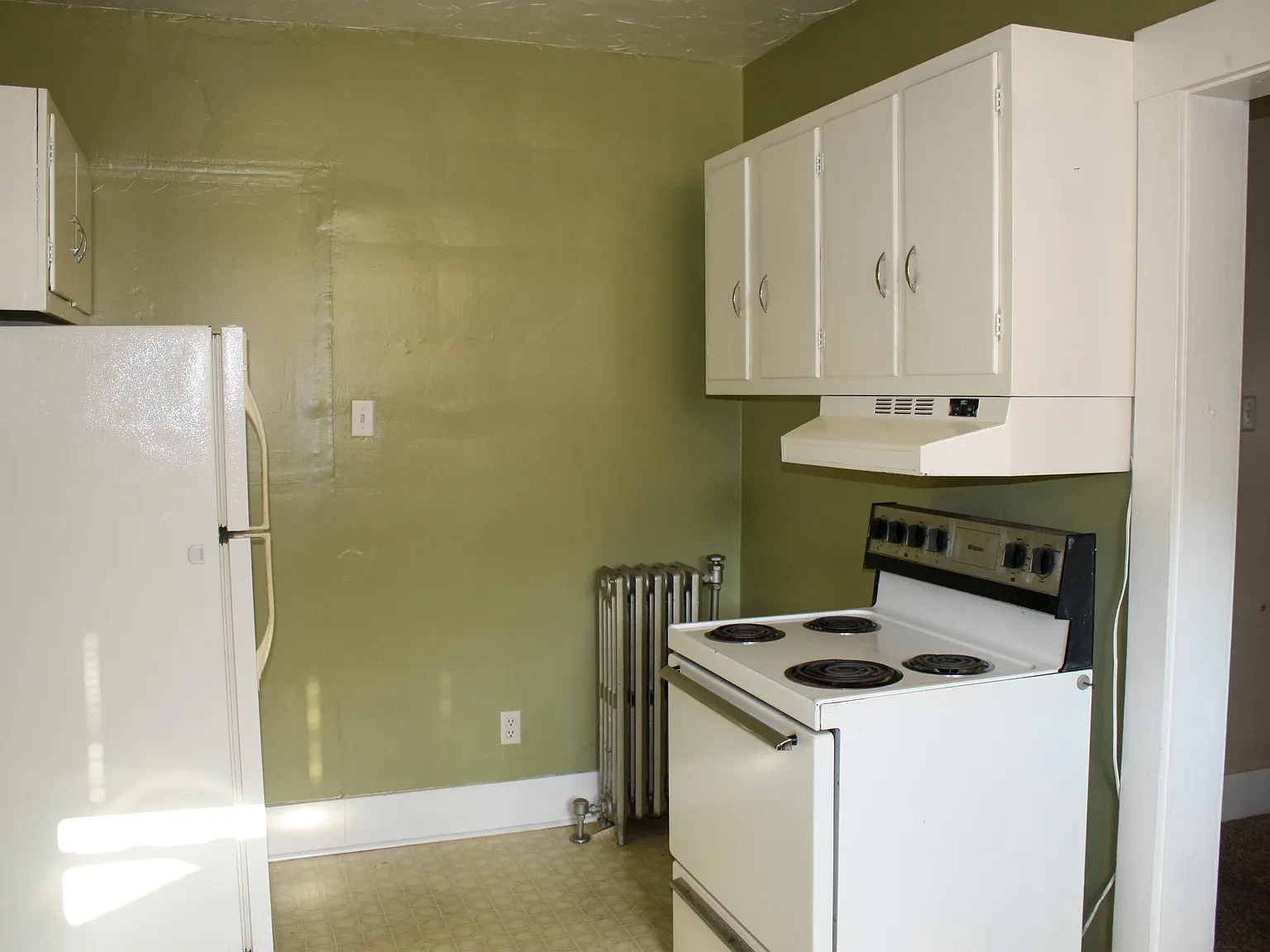414 Division Avenue - 3 — Photo 4