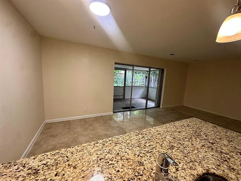 5614 Blueberry Ct — Photo 4