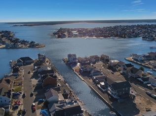 13 Neptune Rd, Toms River, NJ 08753